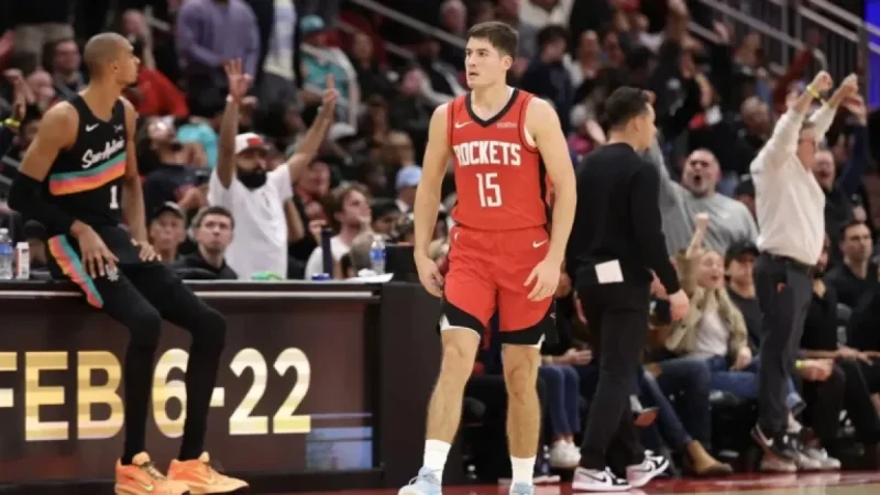 Reed Sheppard Powers Rockets’ Victory, Secures Closing Role