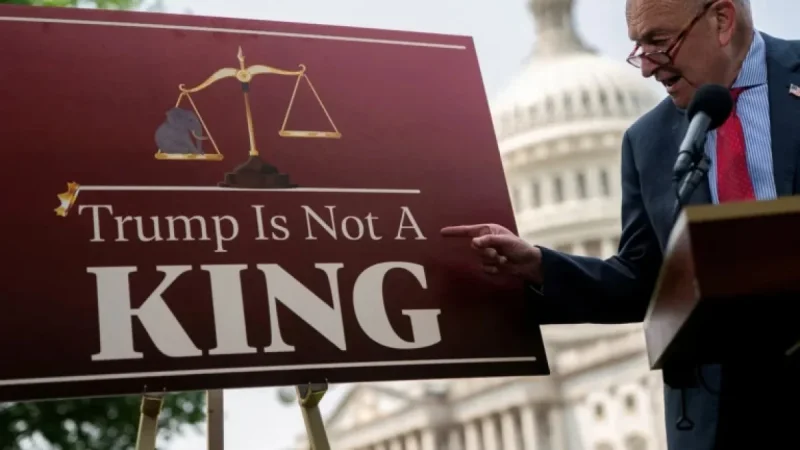 US Strikes on Iran Spark Renewed Calls for War Powers Legislation