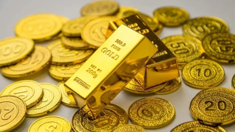 Gold and Oil Surge Amid US-Israel Strikes on Iran