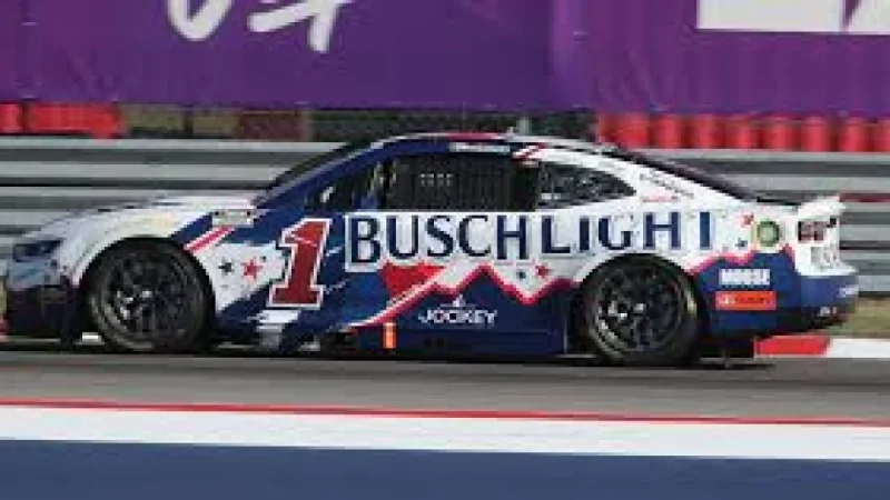 LIVE: NASCAR DuraMax Texas Grand Prix at COTA — Tyler Reddick Leads, Ross Chastain and Shane van Gisbergen Battle for Position