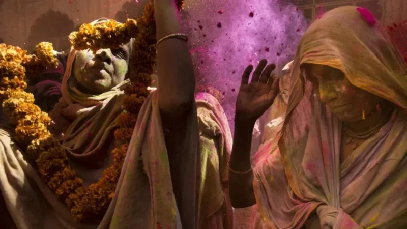 Blood Moon Eclipse Delays Select Holi Celebrations