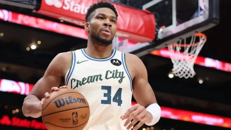 Giannis Antetokounmpo Resumes Play After Calf Injury