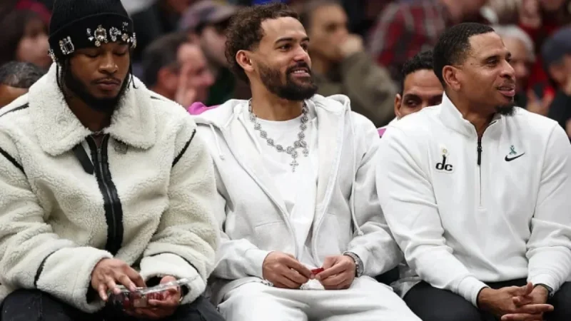 Trae Young Wins Team Support after Ejection from Wizards’ Bench