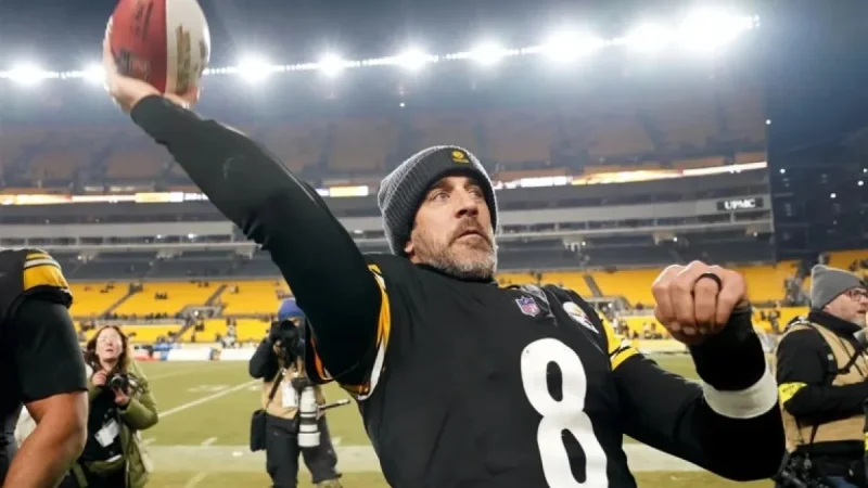 Aaron Rodgers and the Steelers’ QB crossroads as draft pressure builds