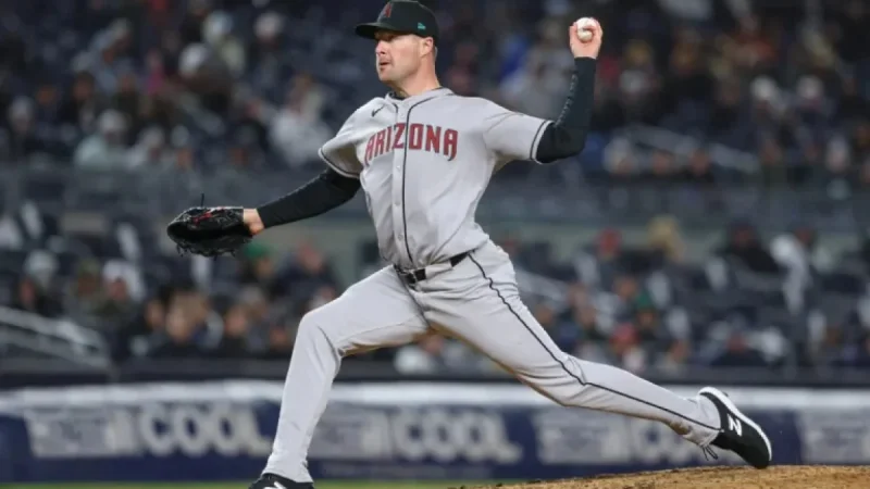 Blue Jays Secure Minor League Contract with Joe Mantiply