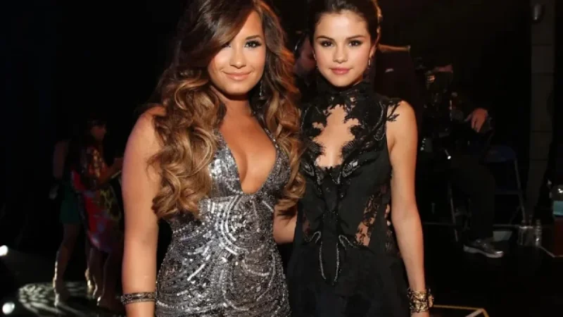 Demi Lovato Reflects on Challenging Disney Comparisons to Gomez and Cyrus