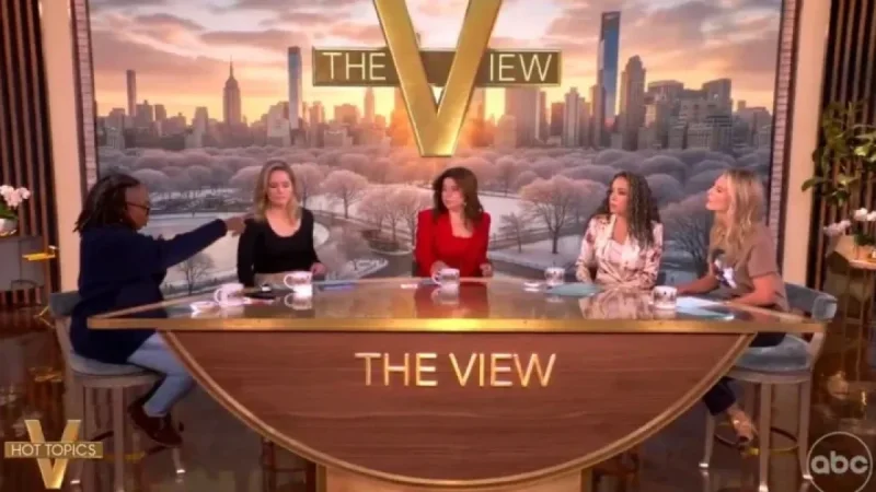 Elisabeth Hasselbeck Returns This Week as Temporary Guest Host — Viewer Backlash Follows