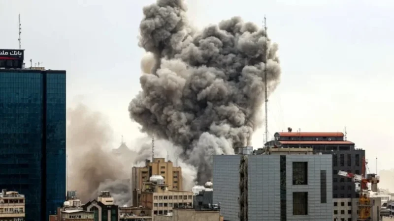 Poll Reveals Trump Administration’s Unclear Iran Strategy, CBS News Reports