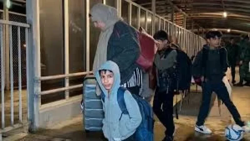 Azerbaijan Evacuations Expose Strain in US and Israel Attack Narrative