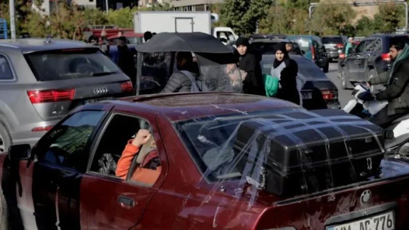 Beyrouth at a Turning Point as Mass Evacuations Unfold
