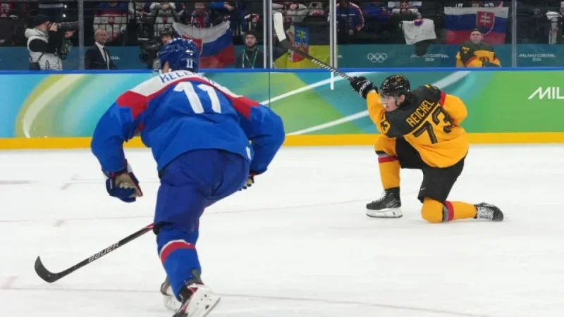 Canucks Score: Will The Canucks Trade Lukas Reichel Before The 2026 NHL Trade Deadline?