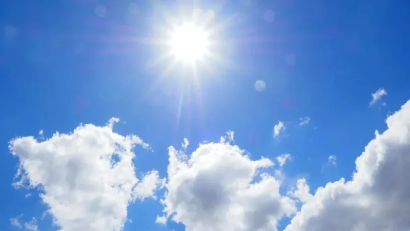 Lima forecast split: 28°C high, 78% humidity, and a rain question on March 5, 2026