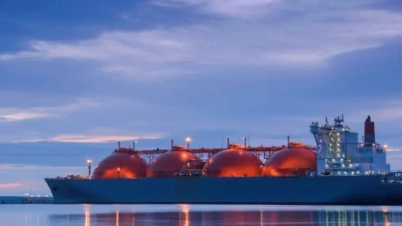 LNG Shipping Rates Surge 650% to $300,000 Daily