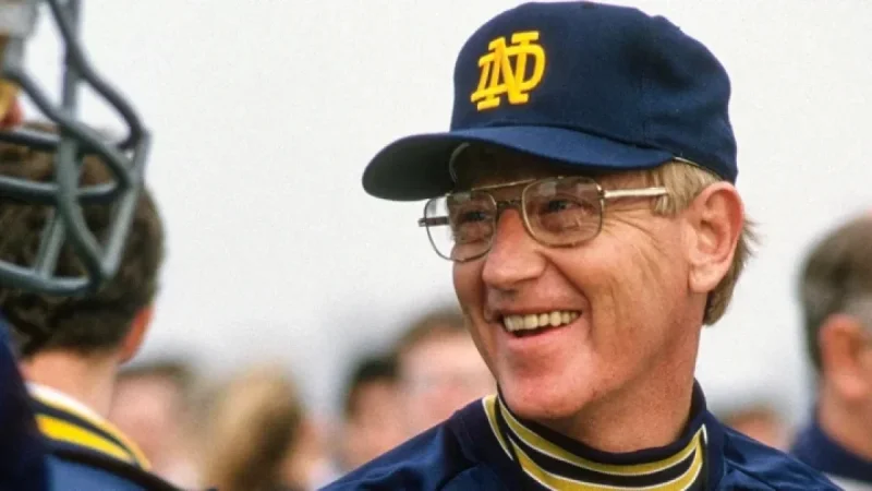 Lou Holtz remembered as 2026 begins — a coaching life closed at 89