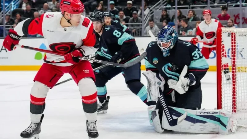 Nikolaj Ehlers’ Goal Not Enough as Daccord, Kraken End Hurricanes’ 12-Game Point Streak