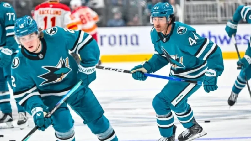 Sharks Re-Sign Sherwood, Boosting San Jose Hockey Roster