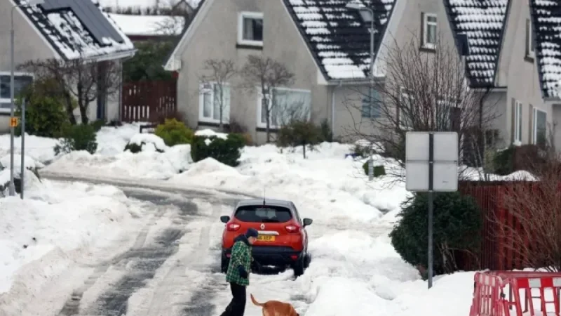Weather Forecast Snow: A Sunlit Newcastle Morning Braces for a Bitter Turn