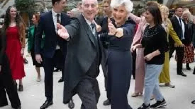 Angela Rippon as MPs dance while Middle East ‘on brink of World War Three’
