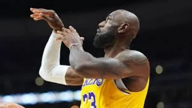 Lebron James passes Kareem Abdul-Jabbar for most field goals in NBA history — a single jumper reframes a long-standing benchmark
