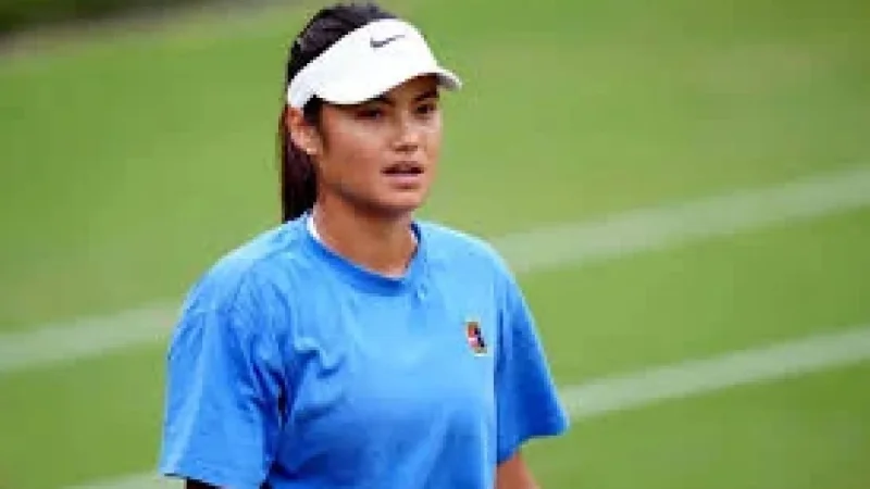 Raducanu’s Coaching Carousel Masks a Search for Her Natural Game
