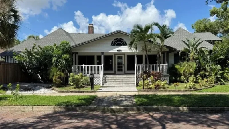 St Petersburg real estate: 3 signals from a relisted author’s home and a restaurant portfolio