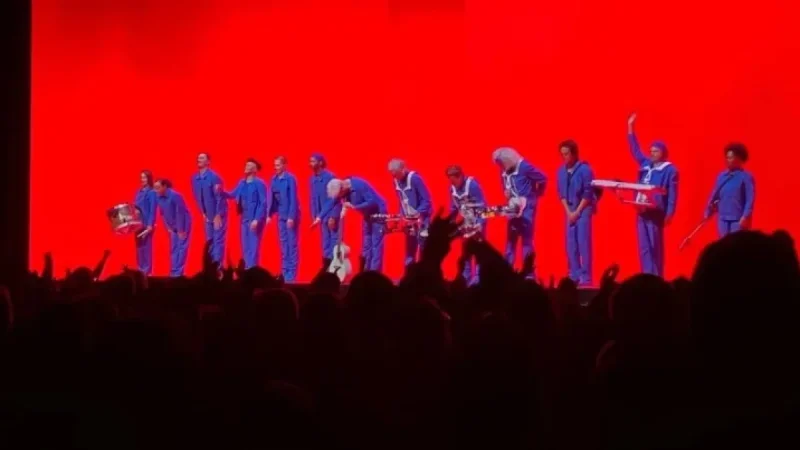 David Byrne review — joyous spectacle foregrounds footage of ICE raids
