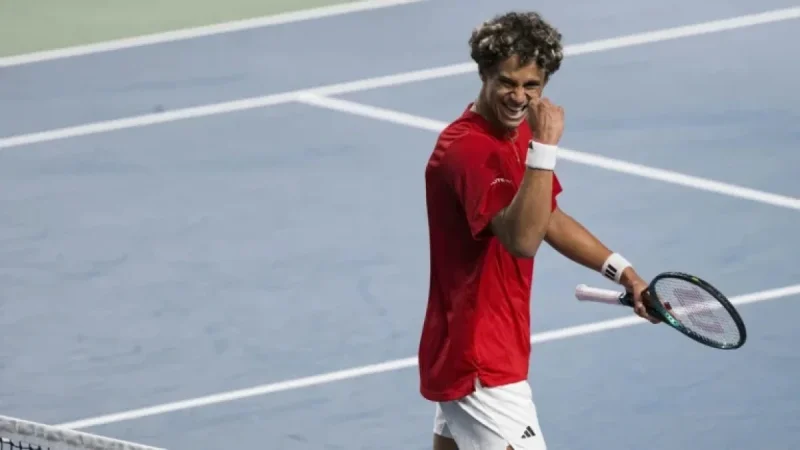 Félix Auger-aliassime Meets a Different Gaël Monfils — Top-10 Status vs. Final-Season Resolve