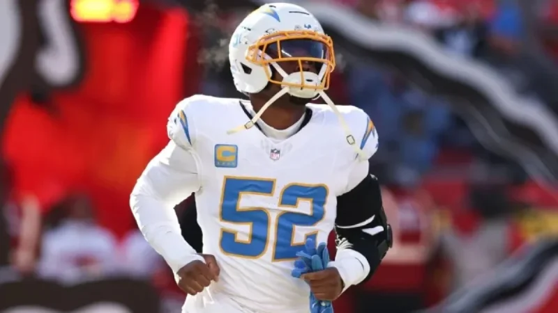 Khalil Mack’s 2026 decision: 5.5 sacks, one more year, and a free-agency market that won’t wait