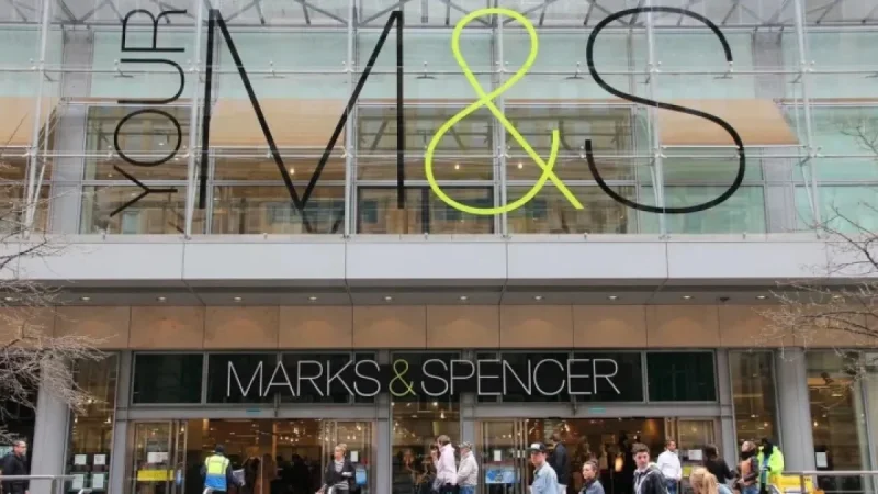 Lidl, M&S Pay Rise and the Price Puzzle: What £13.41 in Stores Means for Staff and Shoppers