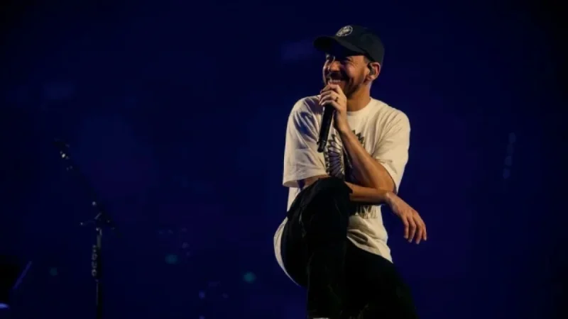 Linkin Park roar back in Brisbane as Australia tour celebrates old hits and new era