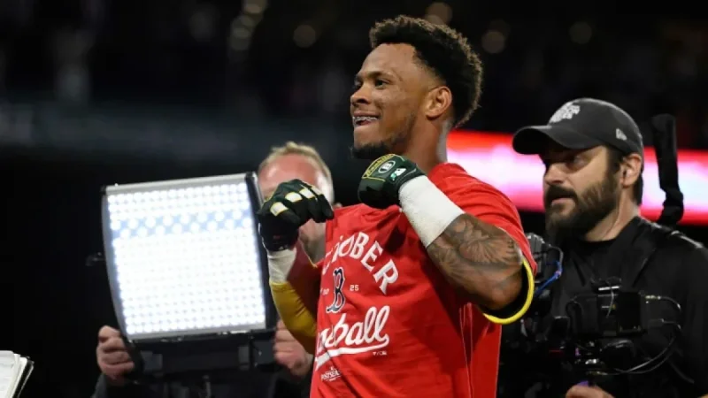 Andruw Jones praises Rafaela’s defense, but questions Boston’s shifting plan