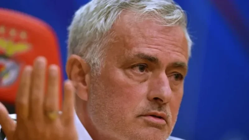 Benfica – Porto: Mourinho’s blunt verdict and Farioli’s praise set up a high-stakes tactical test