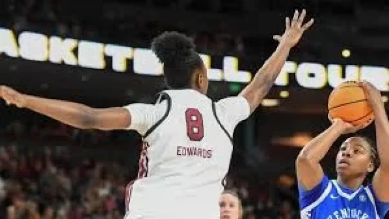 Joyce Edwards in focus as South Carolina advances with win over Kentucky