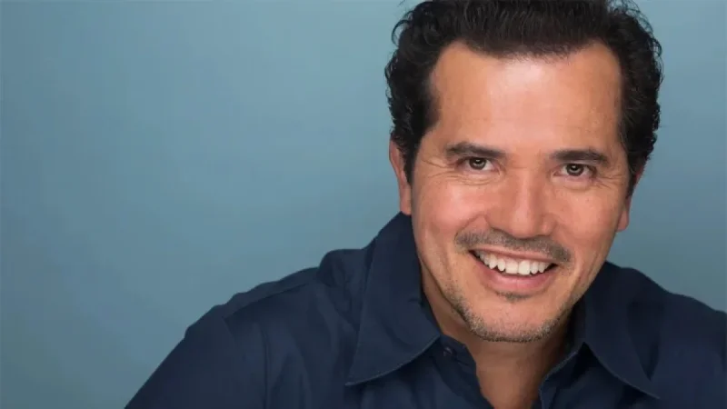 Scarlett Johansson Heads Star-Studded Mike Flanagan ‘Exorcist’ Cast as John Leguizamo Joins