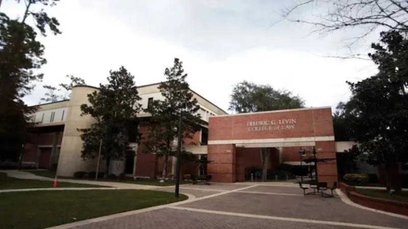 Uf students face increasing competition for law school: 3 trends reshaping applications