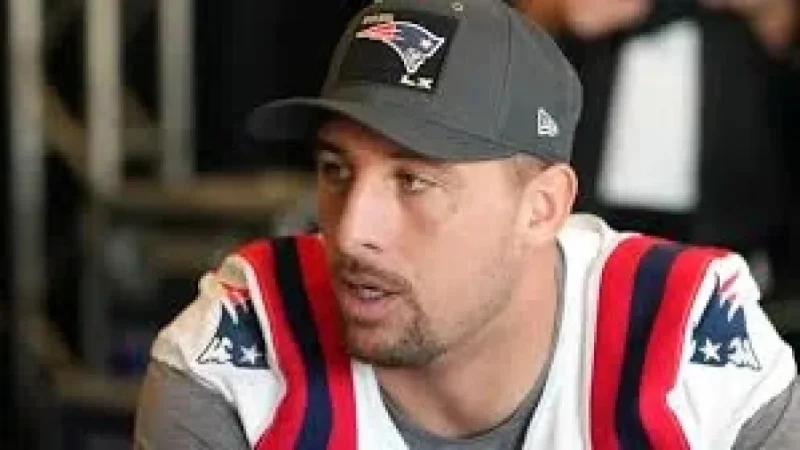 Austin Hooper and the inflection point ahead of Patriots free agency