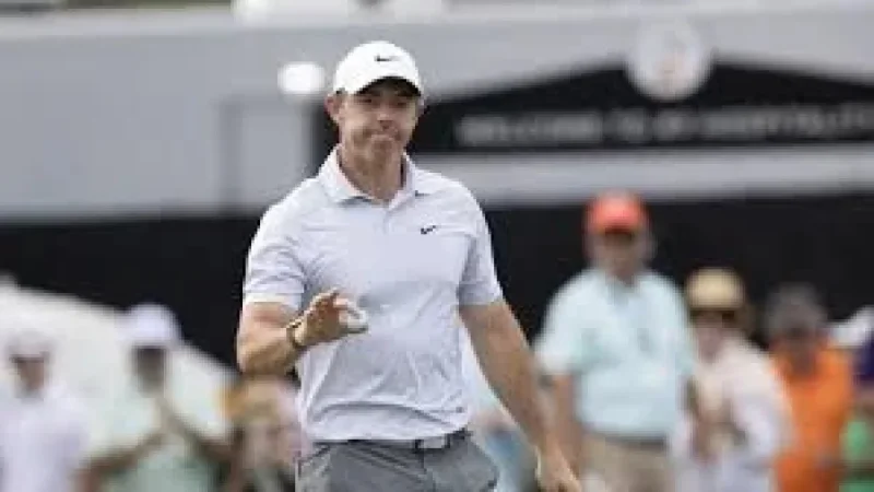 Daniel Berger heads into final round with lead after McIlroy withdrawal