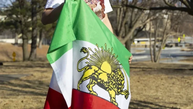 Joni Ernst and Iowa’s Iran War Protests: 4 Signals From the Pentacrest That National Politics Can’t Ignore
