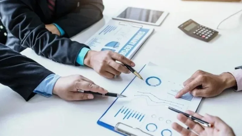 Nab Share Price Exposes a Governance Paradox as Fintech Momentum Looms