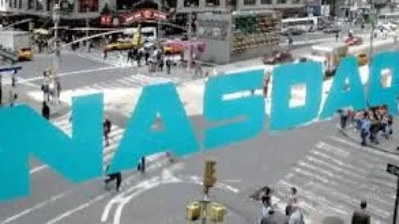 Nasdaq Index Pressured Before the Bell as Oil Shock and Geopolitics Weigh