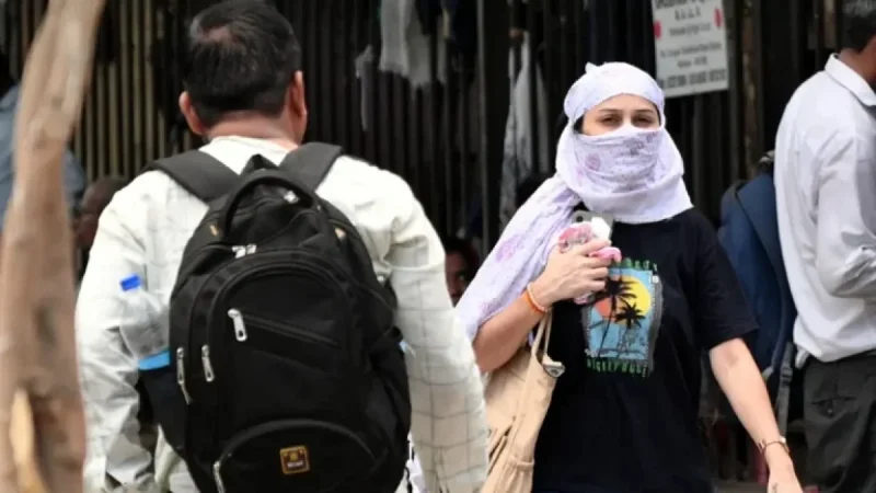 Temperature Alert Reveals Contradiction: IMD Warns Heatwave While Mumbai Morning Readings Stay Moderate