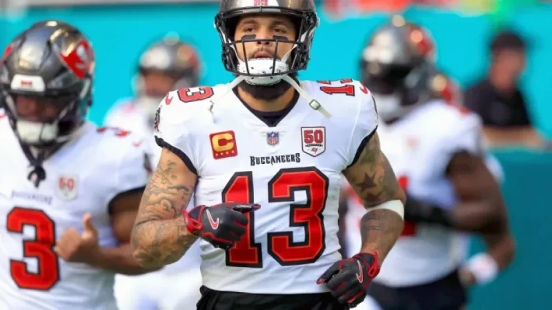 49ers Secure WR Mike Evans with New Guaranteed Contract Details