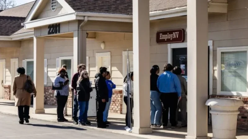 AI Job Disruption Intensifies as 75% Skip Unemployment Benefits