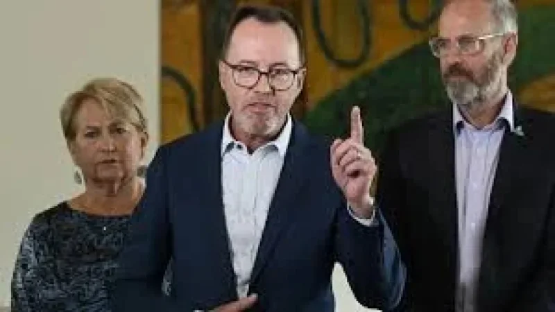David Littleproud as Australia weighs assistance after Gulf states request