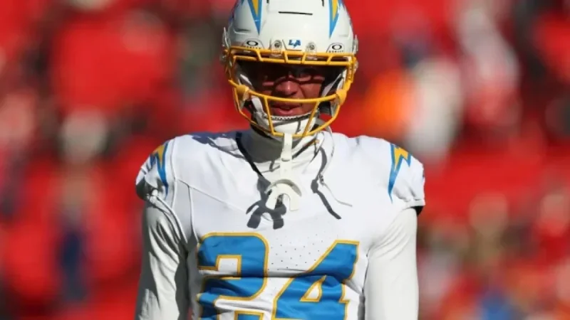 Green Bay Packers Actively Pursue Key Free Agents, More Moves Expected