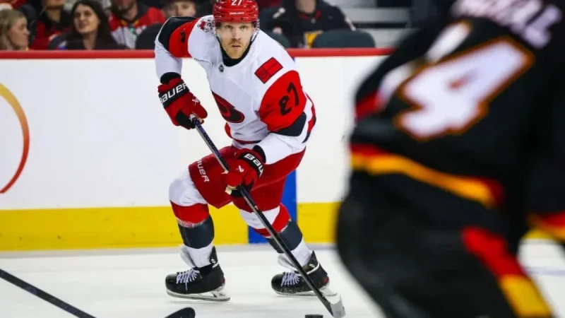 Carolina Hurricanes Star Back On The Ice After Exiting Game Early Following Collision