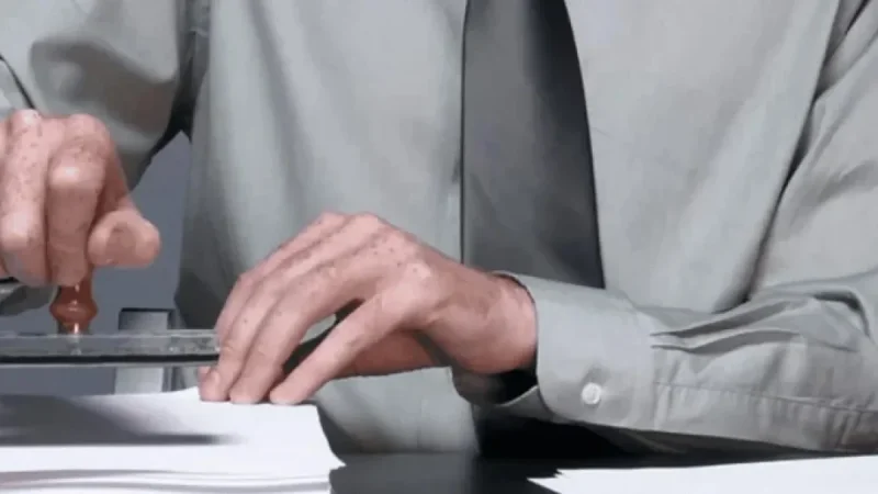 Lessons from ‘Mad Men’: Navigating an AI-Driven Future