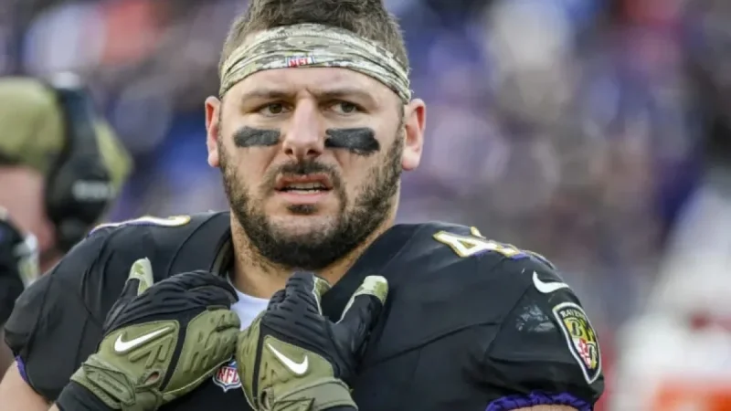 Pat Ricard joins the Giants as a fullback returns to the conversation