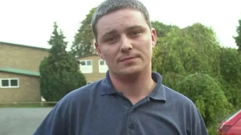 Sun News: Inmate charged with murder of Soham killer Ian Huntley — Magistrates to hear evidence