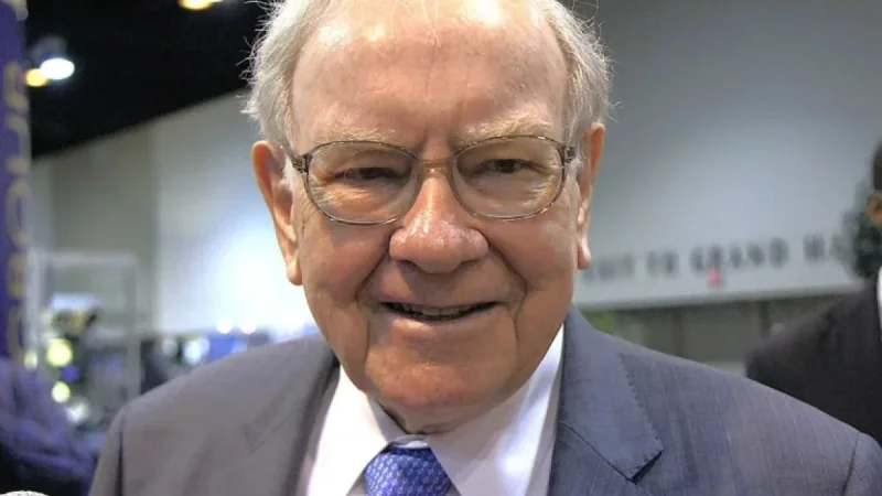 Warren Buffett’s Top Advice on Navigating Stock Market Uncertainty